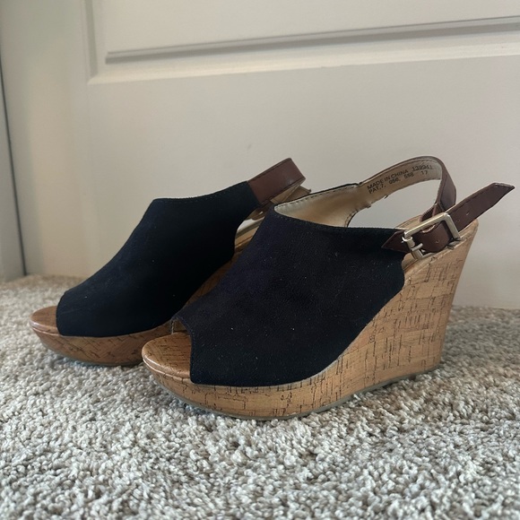 American Eagle Wedges - Picture 1 of 5